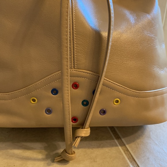 Allison all Leather Vintage Drawstring Bucket Bag - Picture 5 of 9
